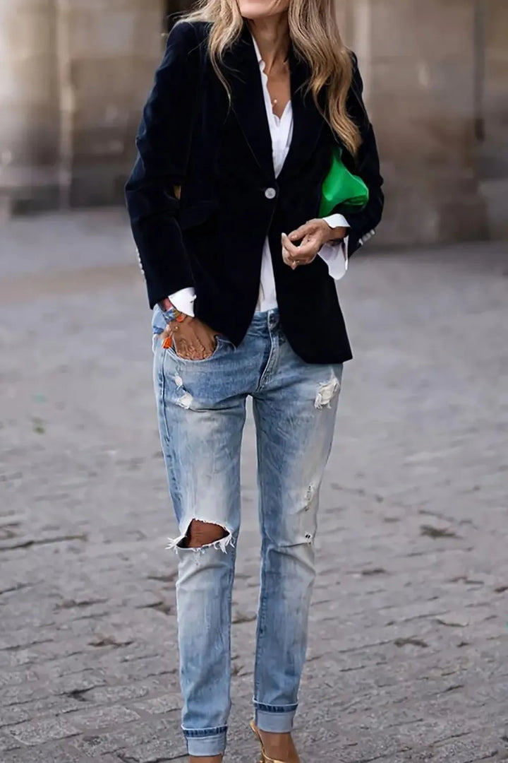 Veluxe Single-Button Blazer – Tailored Velvet Elegance